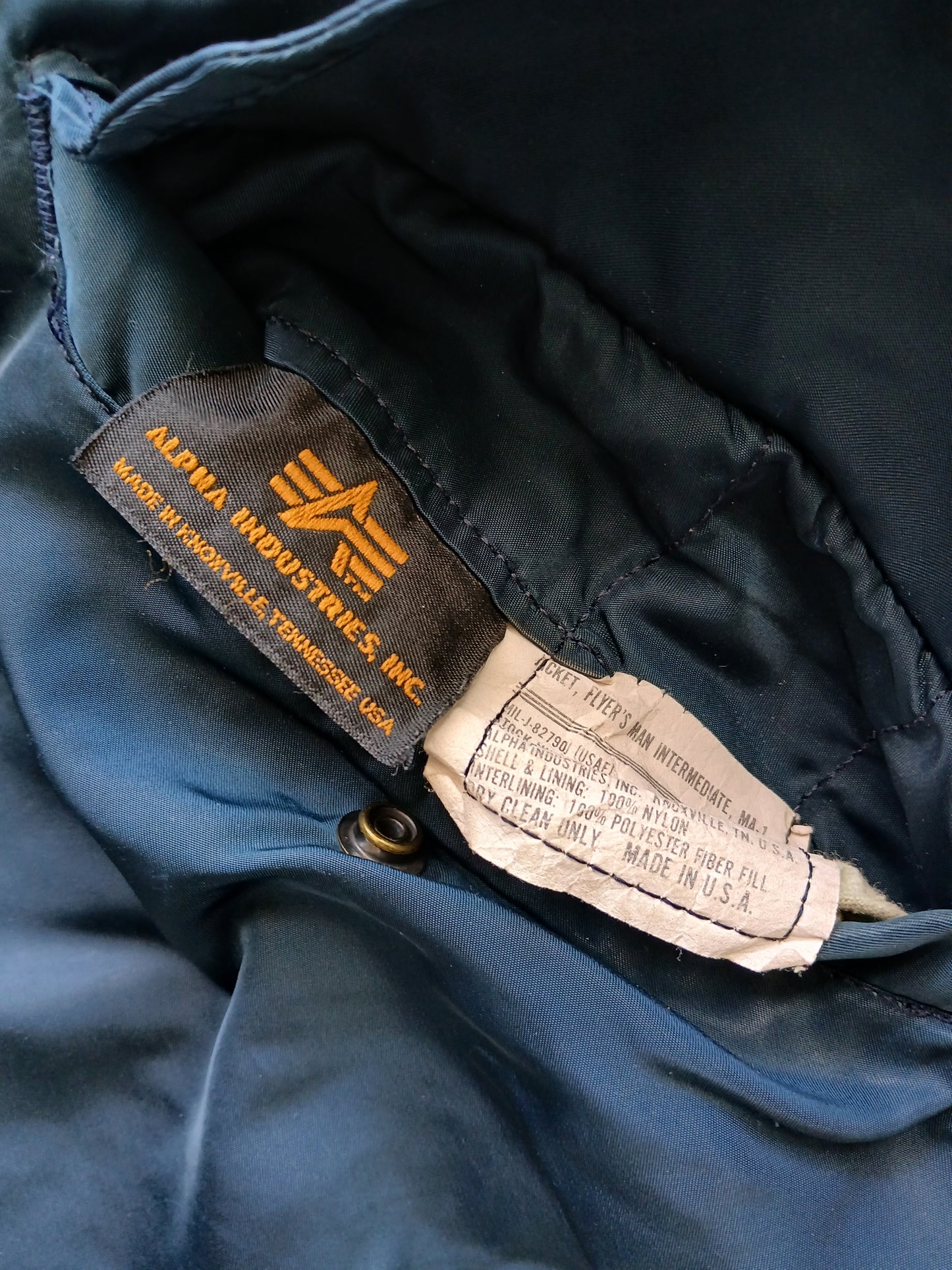 1990s Alpha Industries MA-1 L