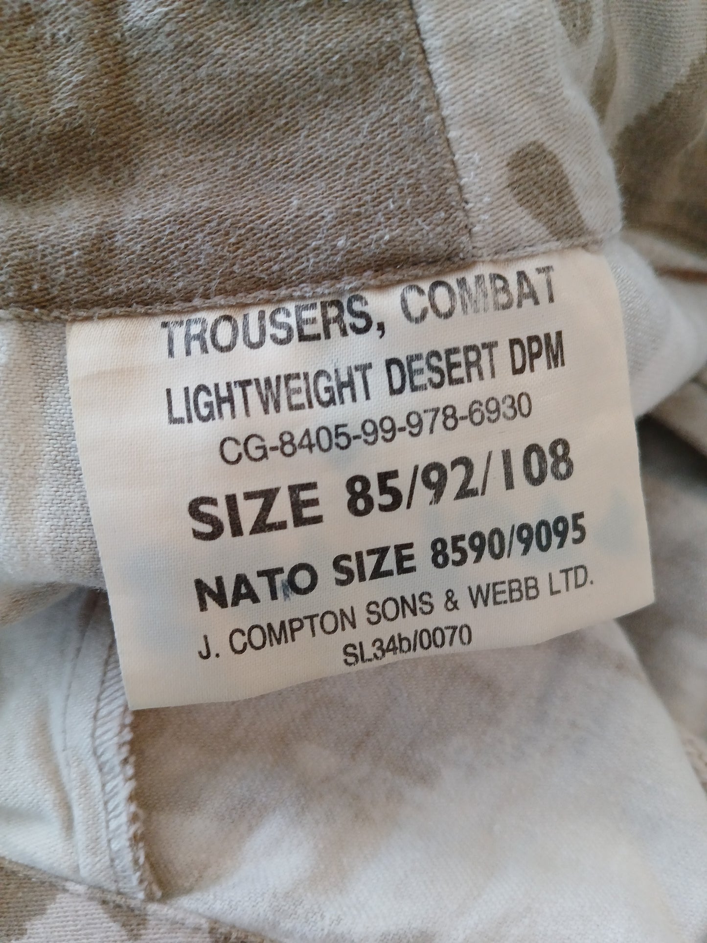 Vintage British desert camo trousers L