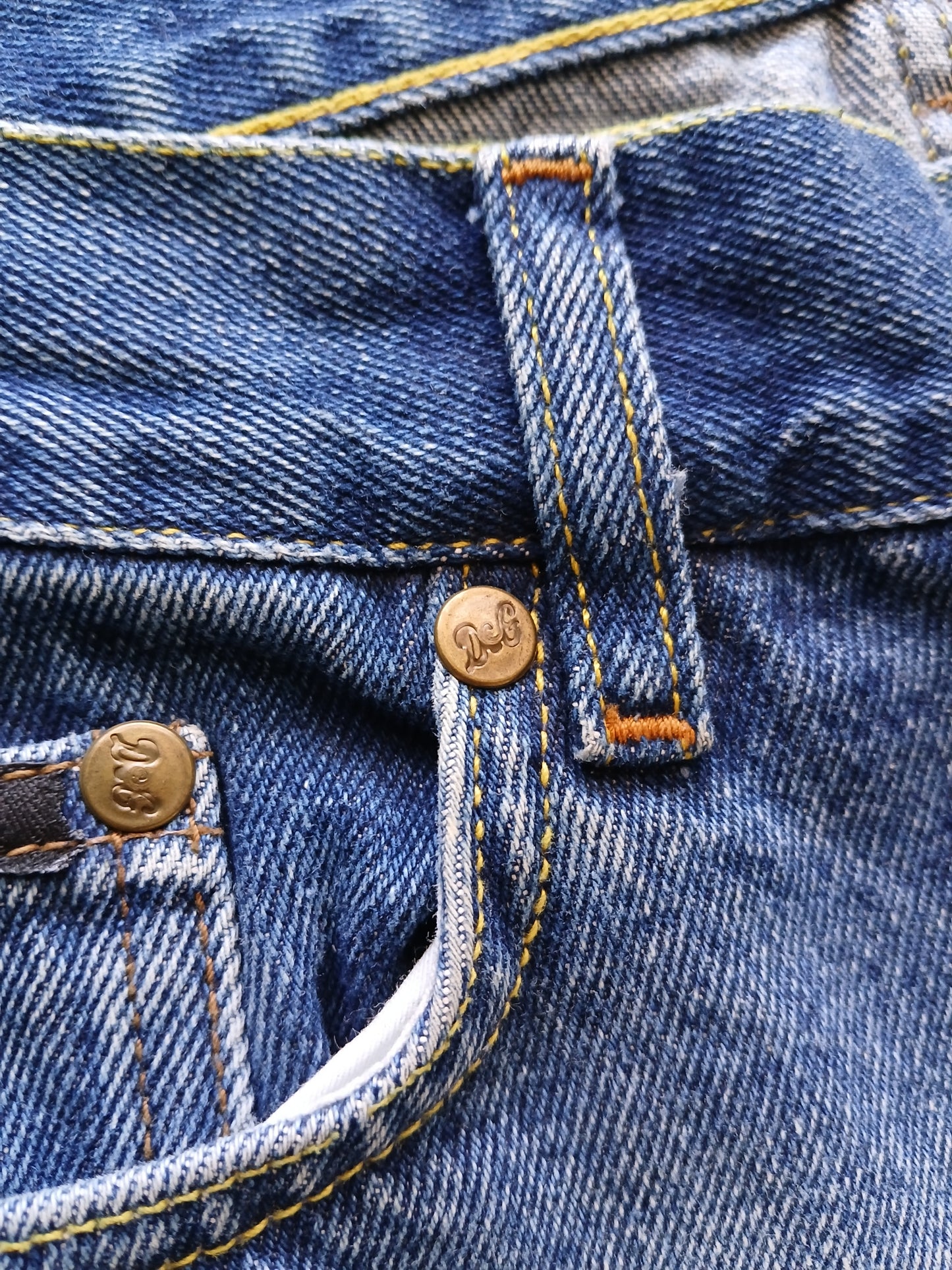 2000s Dolce & Gabbana capri jeans S