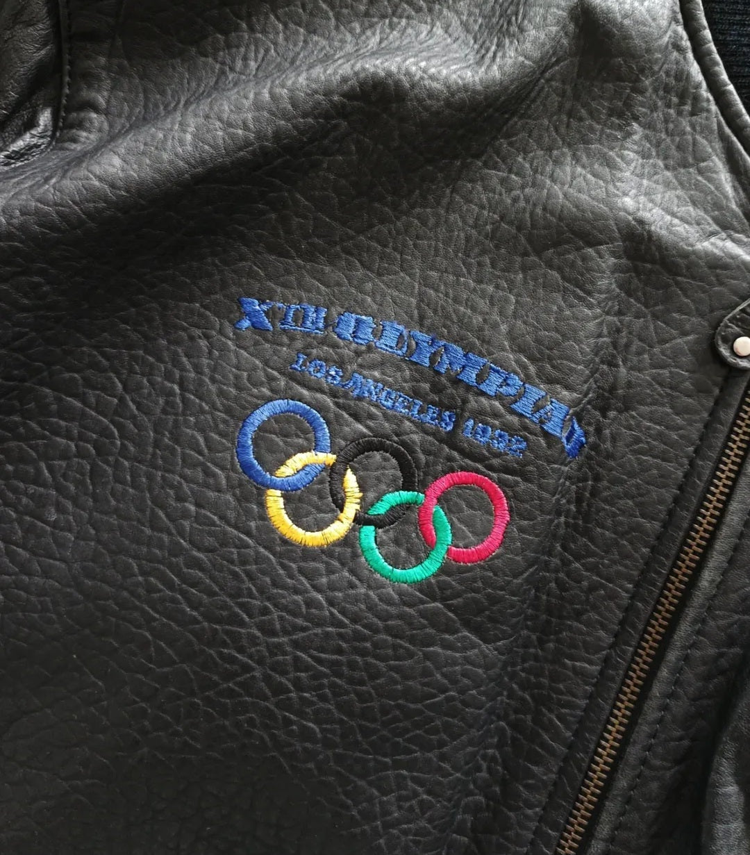 Vintage Adidas leather bomber L